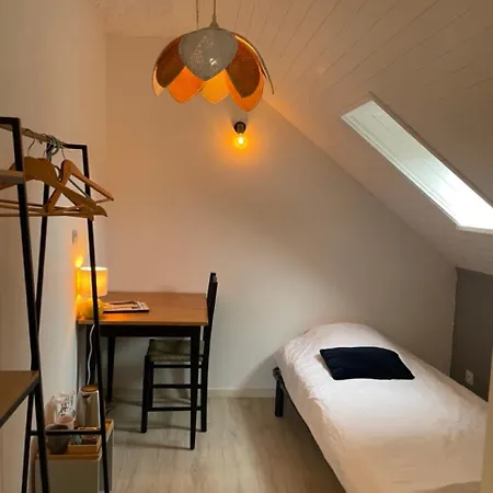 Maison L'aiguille - 2 Appartements, 5 Et Table D'hotes Au Pied De La Montagne A La Station De Laye